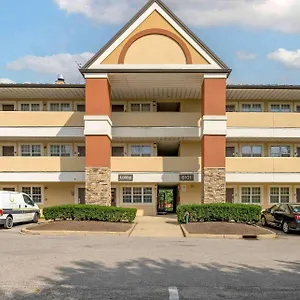 Extended America - - Dutchman Hotel