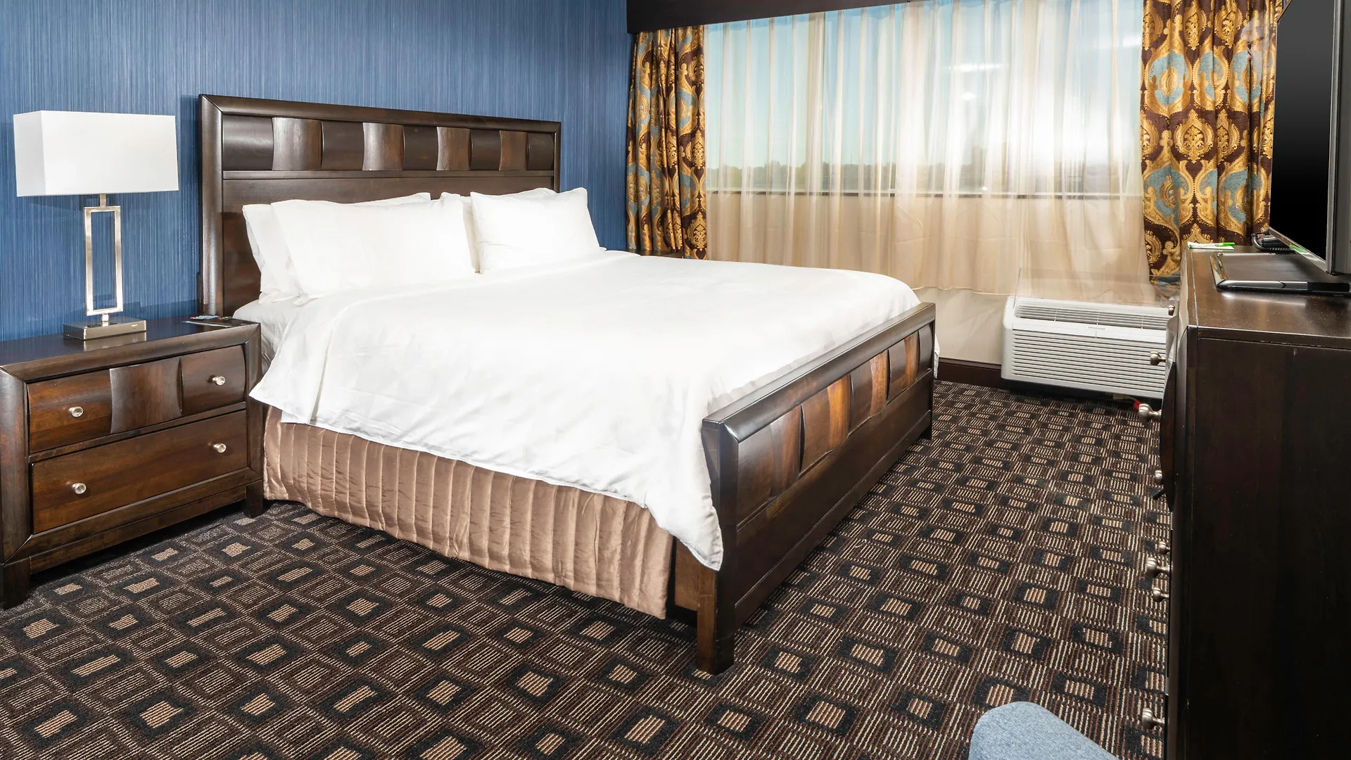 Holiday Inn Louisville East - Hurstbourne By Ihg 3*,