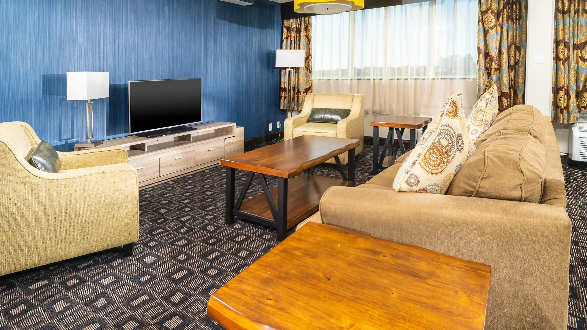 Hotel Holiday Inn Louisville East - Hurstbourne By Ihg